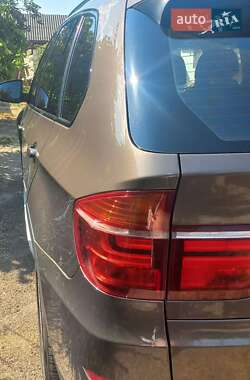 Внедорожник / Кроссовер BMW X5 2011 в 