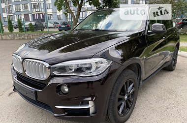 Позашляховик / Кросовер BMW X5 2014 в Луцьку