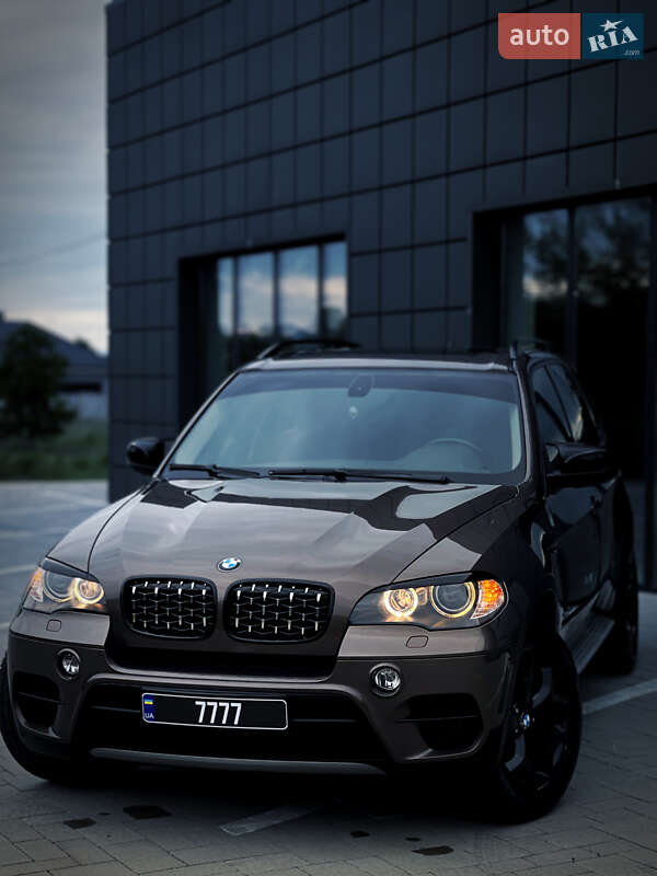 BMW X5 2011