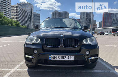 Внедорожник / Кроссовер BMW X5 2011 в Киеве