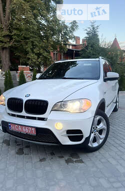 Внедорожник / Кроссовер BMW X5 2012 в Львове