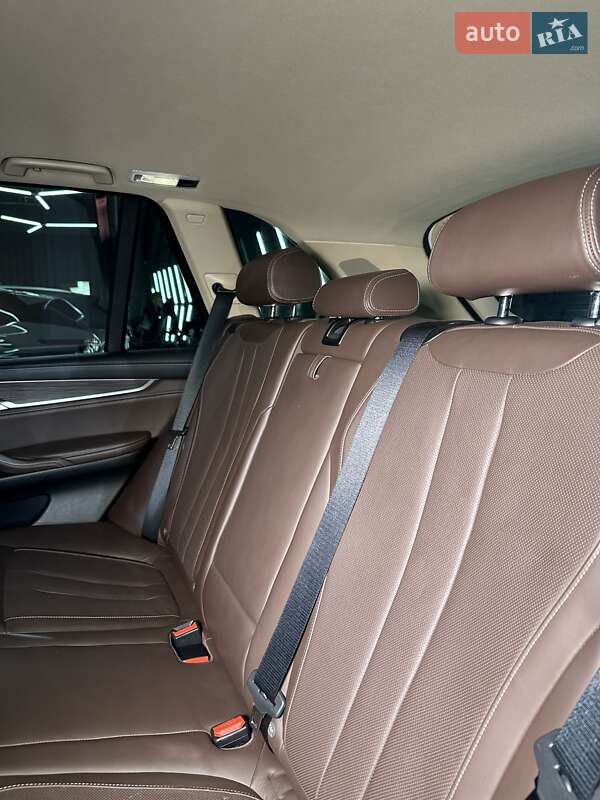 Позашляховик / Кросовер BMW X5 2015 в Полтаві