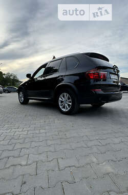 Позашляховик / Кросовер BMW X5 2011 в Бережанах