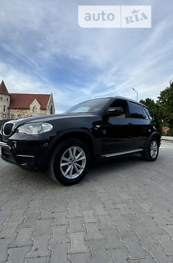 Позашляховик / Кросовер BMW X5 2011 в Бережанах