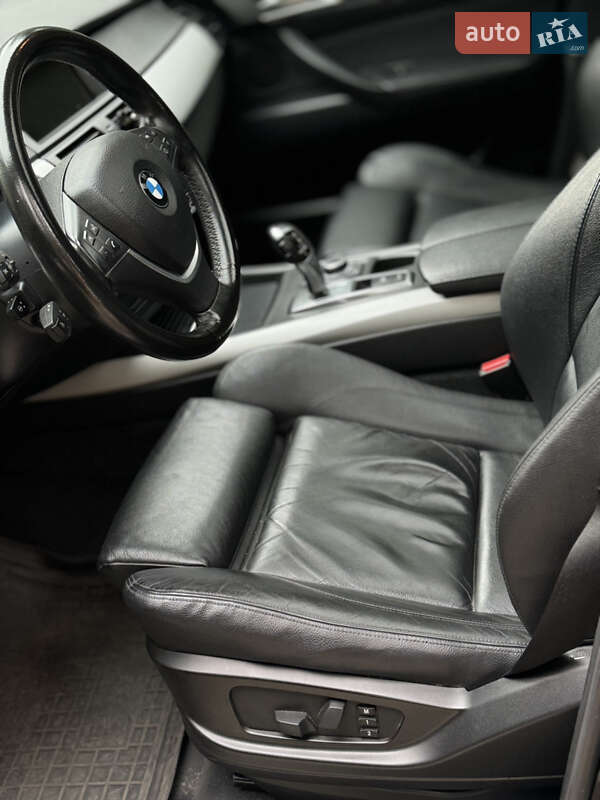 Позашляховик / Кросовер BMW X5 2011 в Києві