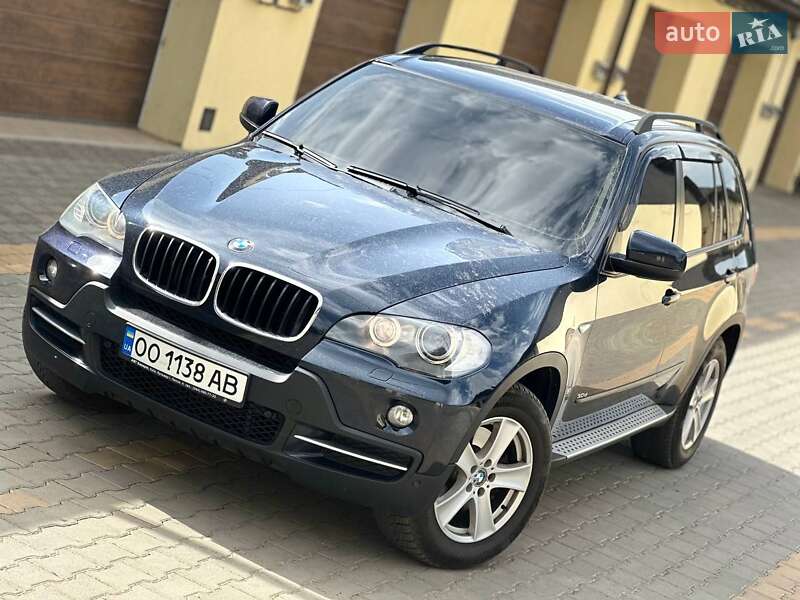 Позашляховик / Кросовер BMW X5 2007 в Ізмаїлі