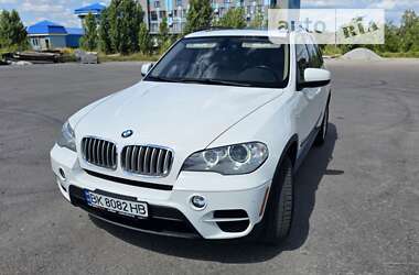 Внедорожник / Кроссовер BMW X5 2012 в Ровно