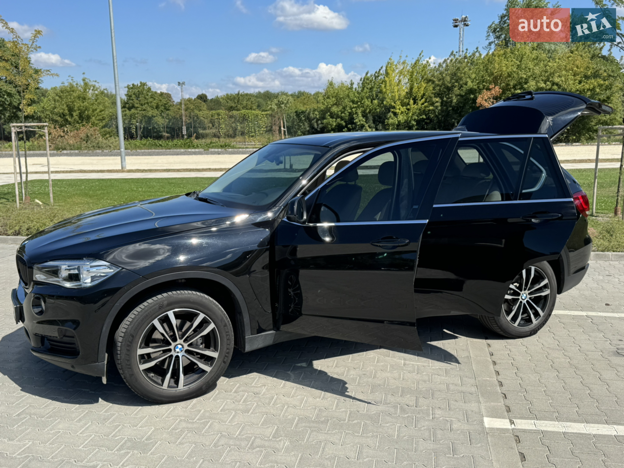 2015 BMW X5 - мініатюра 17