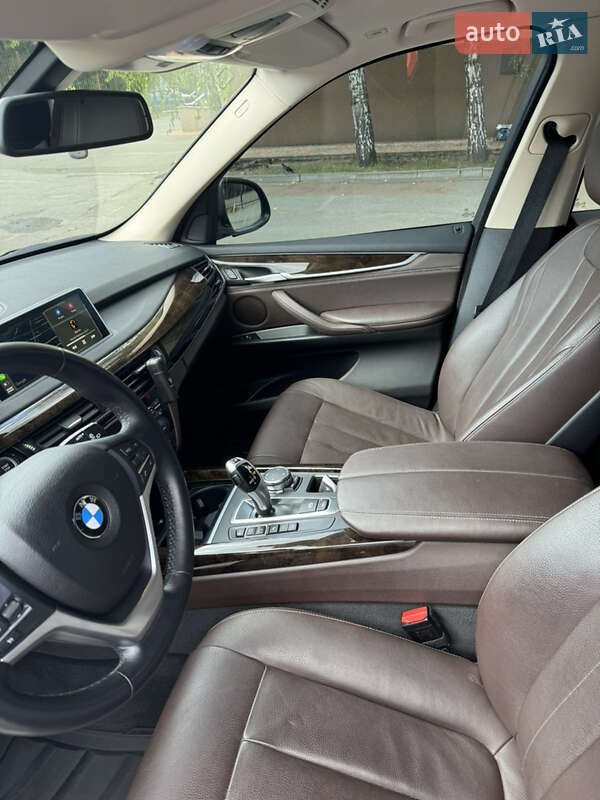 Внедорожник / Кроссовер BMW X5 2015 в Киеве
