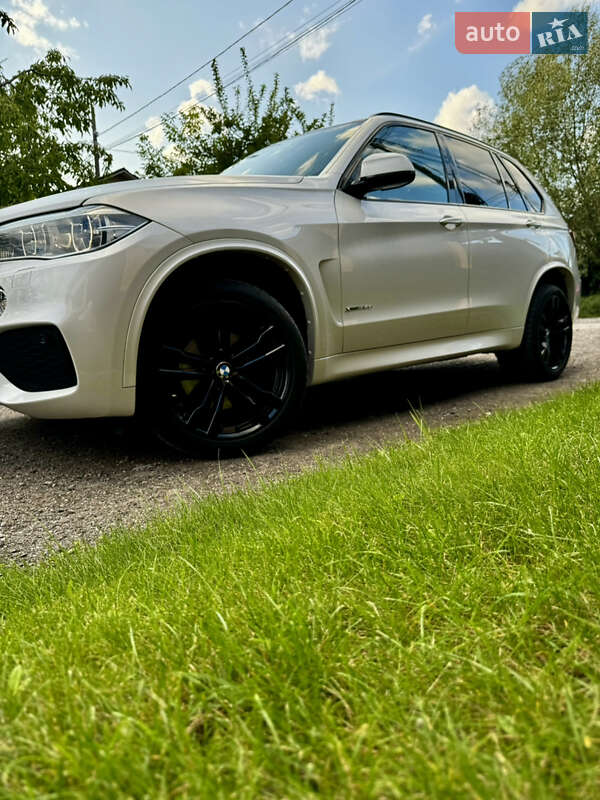Внедорожник / Кроссовер BMW X5 2016 в Киеве