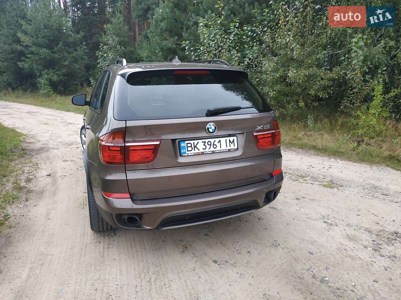 Позашляховик / Кросовер BMW X5 2013 в Вараші