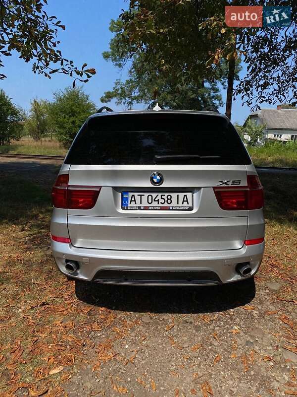 Внедорожник / Кроссовер BMW X5 2012 в Калуше