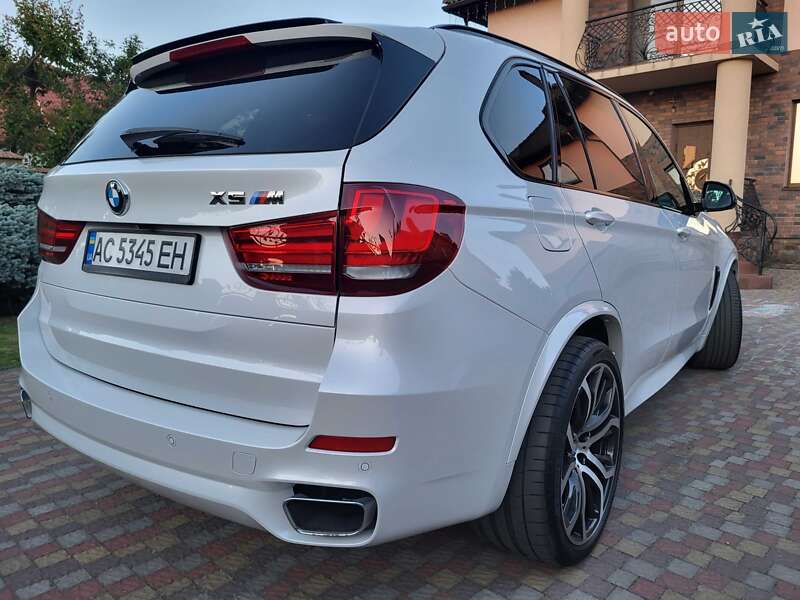 Позашляховик / Кросовер BMW X5 2016 в Луцьку