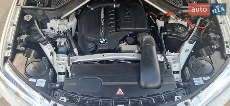 Внедорожник / Кроссовер BMW X5 2015 в Запорожье