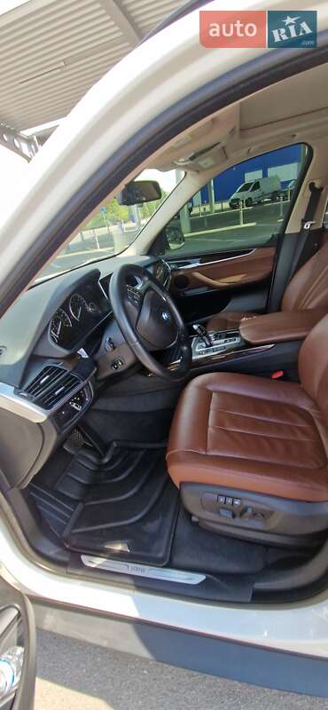 Внедорожник / Кроссовер BMW X5 2015 в Запорожье