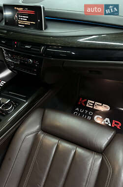 Позашляховик / Кросовер BMW X5 2014 в 