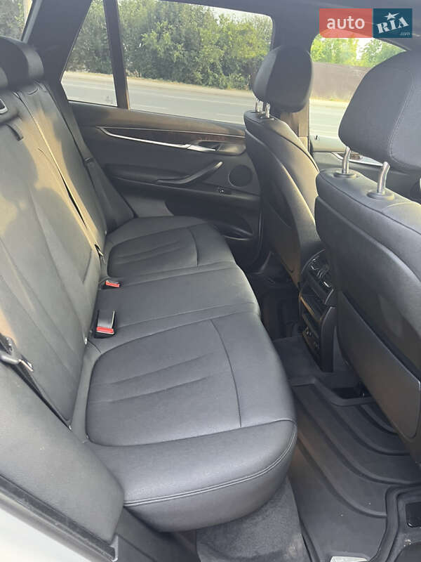 Внедорожник / Кроссовер BMW X5 2017 в Чернигове