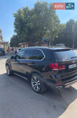 Позашляховик / Кросовер BMW X5 2014 в 