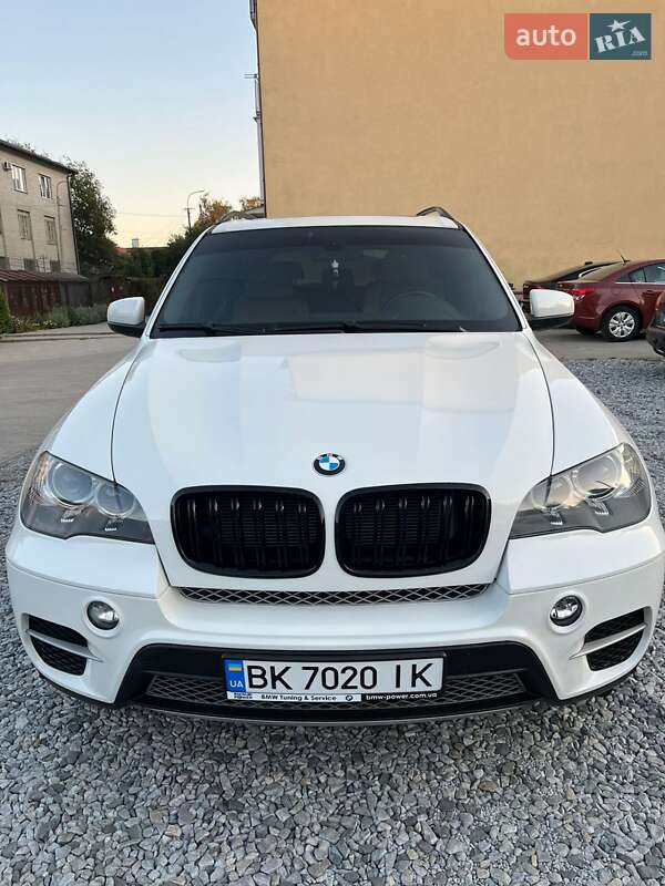 BMW X5 2011