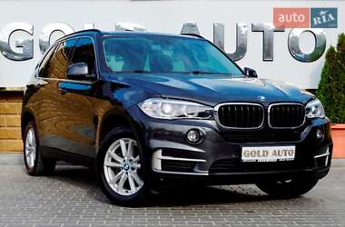 Позашляховик / Кросовер BMW X5 2017 в 