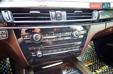 Позашляховик / Кросовер BMW X5 2017 в 