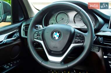 Позашляховик / Кросовер BMW X5 2017 в 