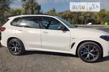 Внедорожник / Кроссовер BMW X5 2022 в Киеве