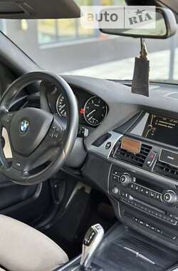 Внедорожник / Кроссовер BMW X5 2011 в Луцке