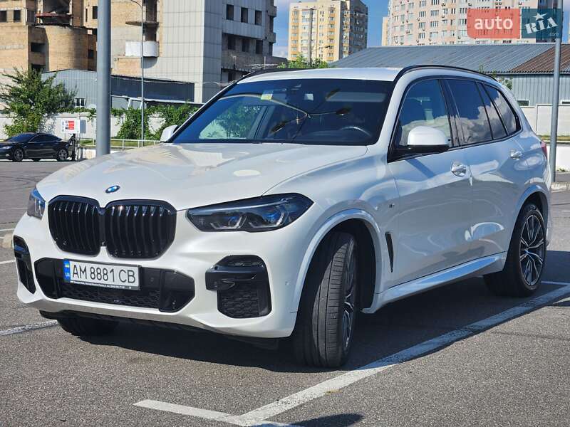 Позашляховик / Кросовер BMW X5 2021 в Києві