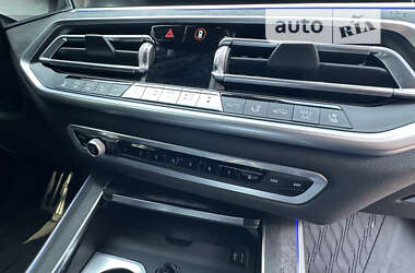 Внедорожник / Кроссовер BMW X5 2021 в 