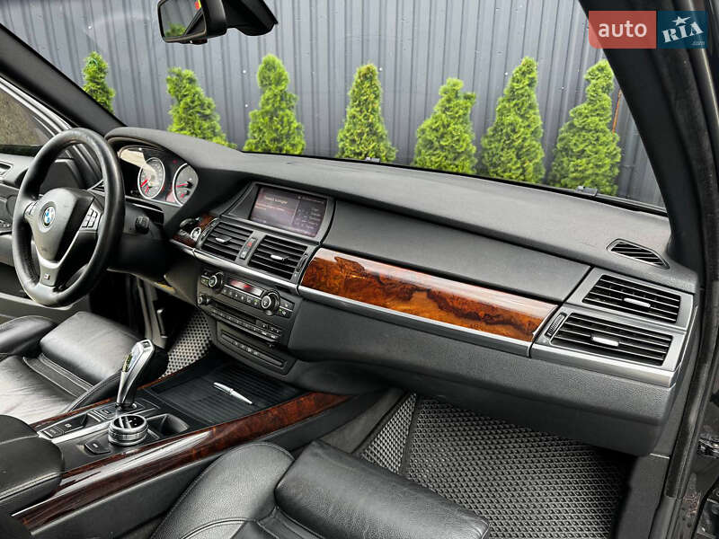 Внедорожник / Кроссовер BMW X5 2007 в Днепре