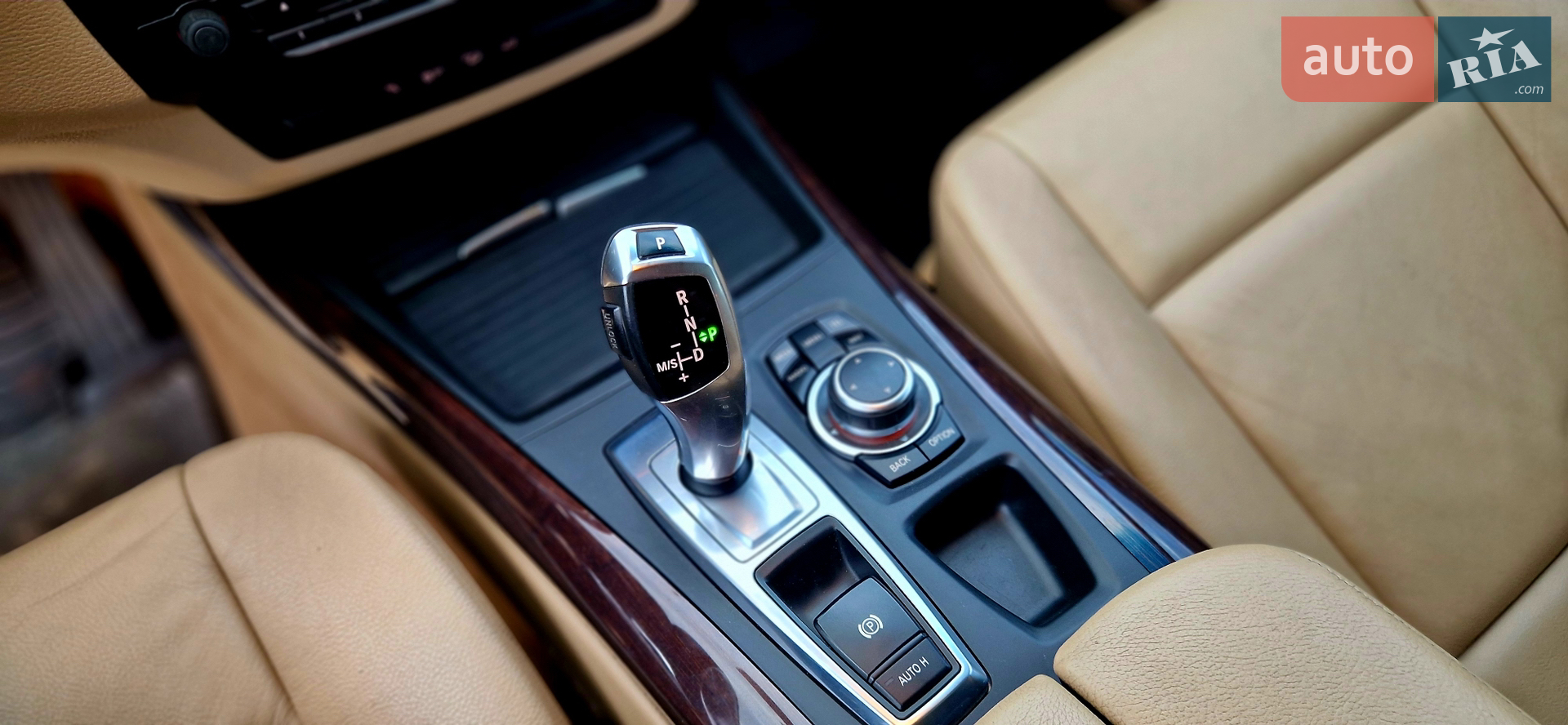 2010 BMW X5 - мініатюра 10