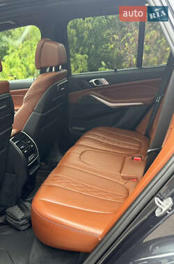 Внедорожник / Кроссовер BMW X5 2022 в 