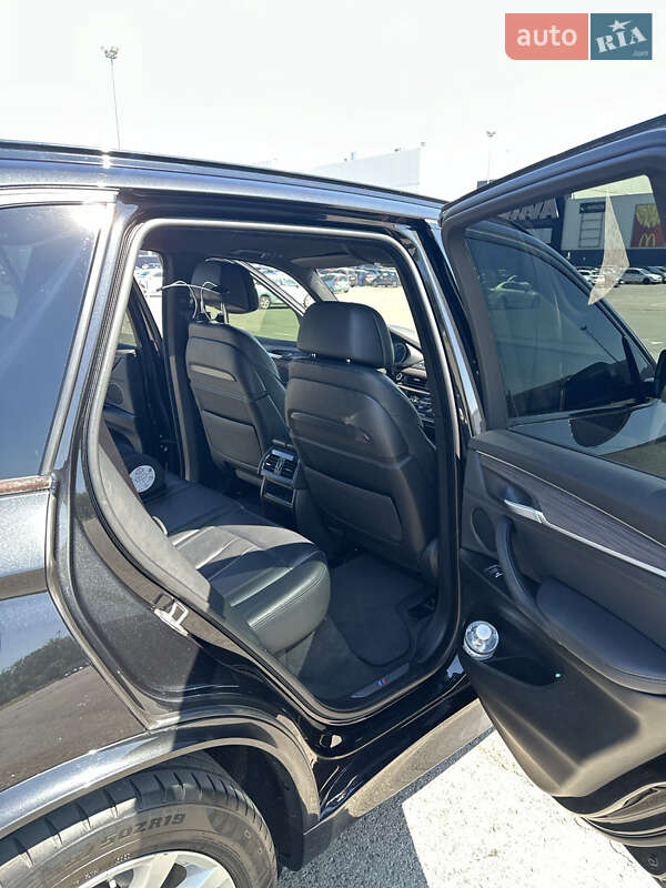 Позашляховик / Кросовер BMW X5 2015 в Києві