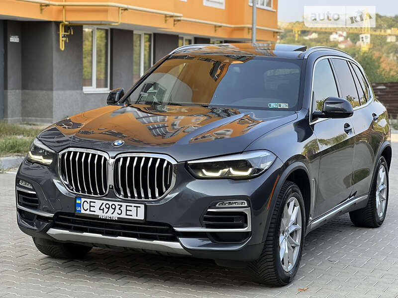 Позашляховик / Кросовер BMW X5 2018 в Чернівцях