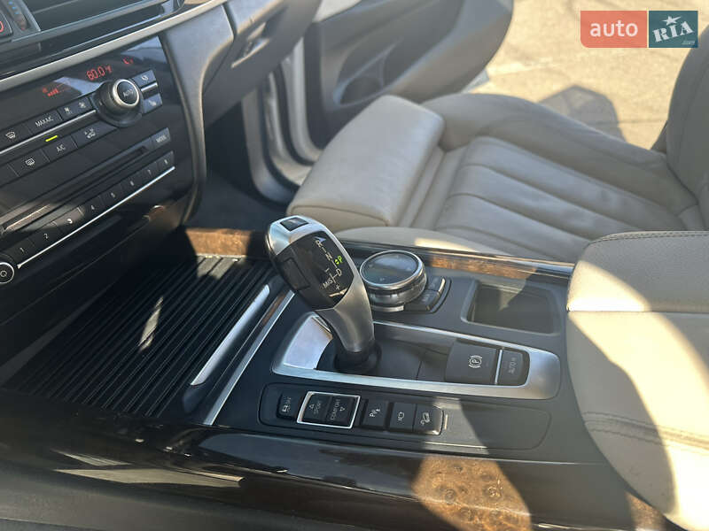 Внедорожник / Кроссовер BMW X5 2014 в Одессе