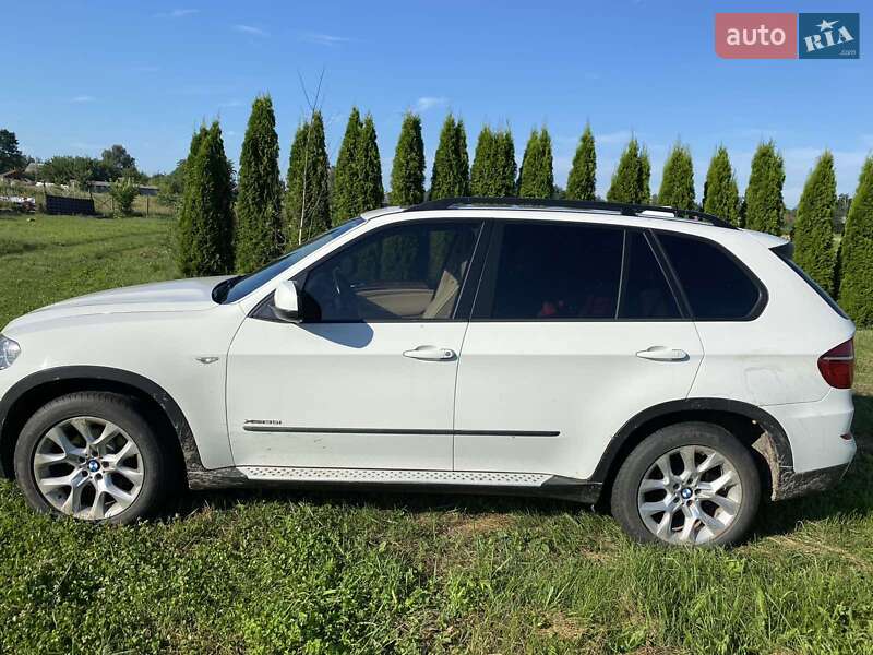 Позашляховик / Кросовер BMW X5 2011 в Києві