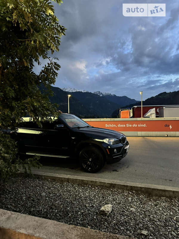 Позашляховик / Кросовер BMW X5 2009 в Рівному