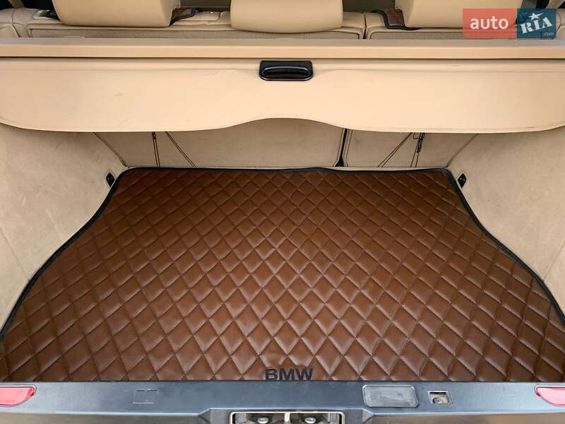 Внедорожник / Кроссовер BMW X5 2004 в Галиче