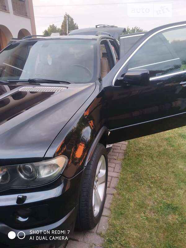 Позашляховик / Кросовер BMW X5 2005 в Чернівцях