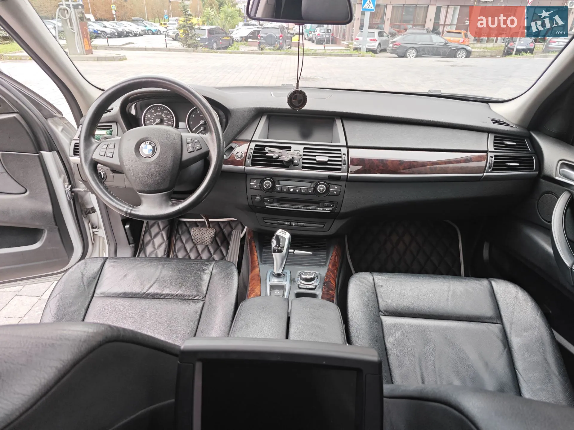2010 BMW X5 - мініатюра 14