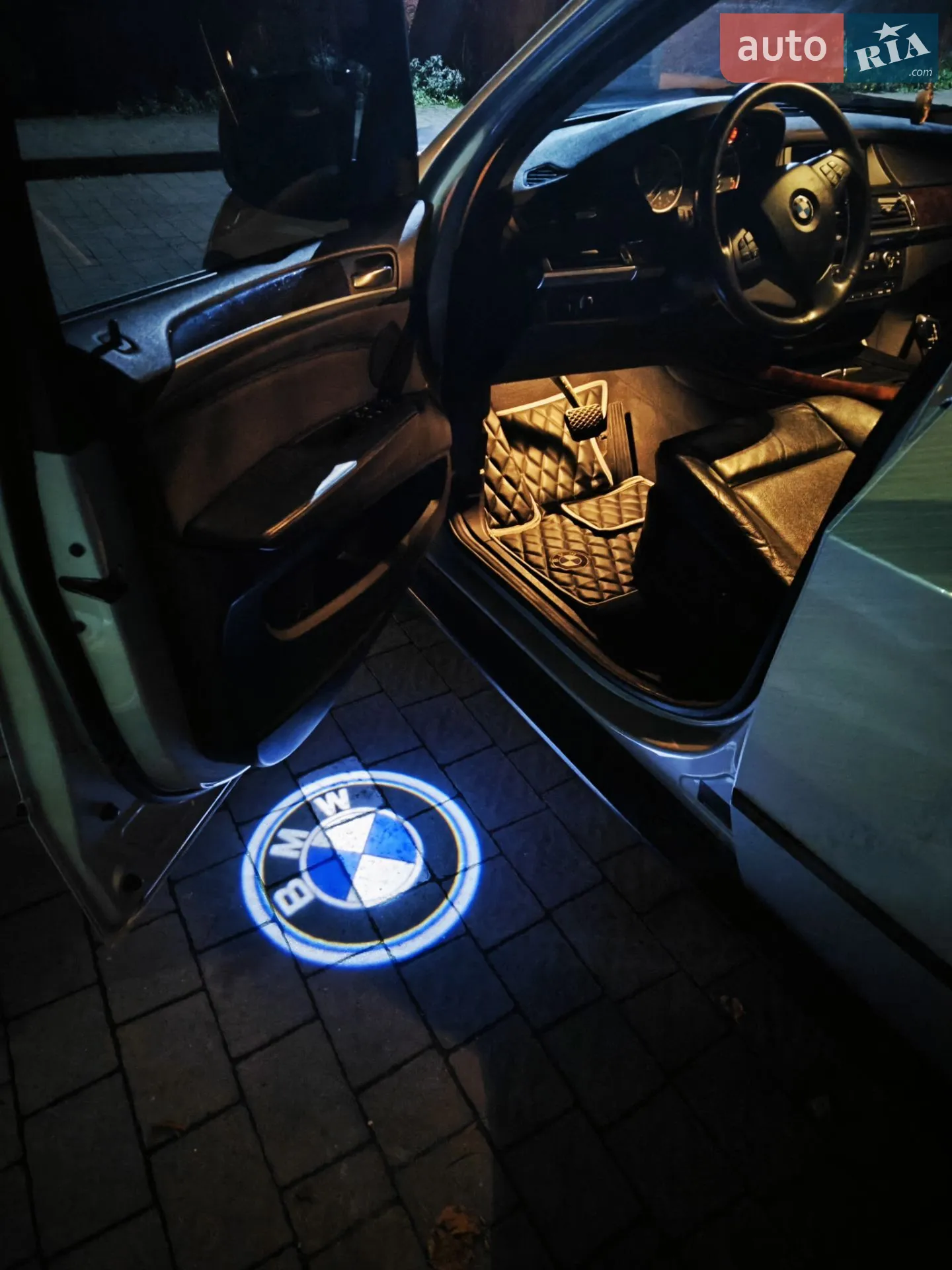 2010 BMW X5 - мініатюра 28