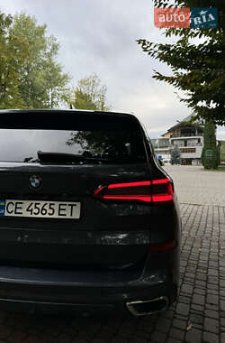 Позашляховик / Кросовер BMW X5 2019 в 