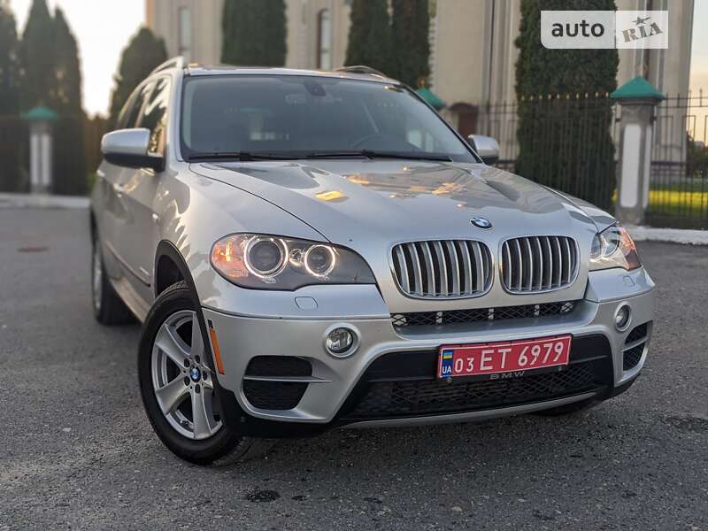 Внедорожник / Кроссовер BMW X5 2012 в Дубно