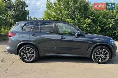 Внедорожник / Кроссовер BMW X5 2022 в 