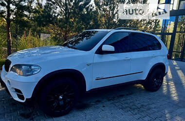 Внедорожник / Кроссовер BMW X5 2013 в Ровно