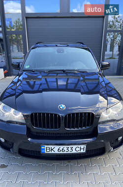 Внедорожник / Кроссовер BMW X5 2010 в Ровно