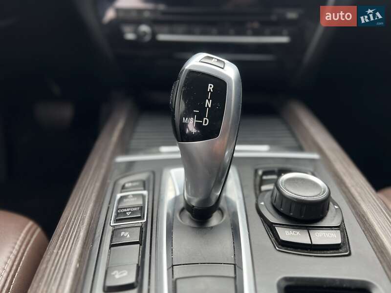 Внедорожник / Кроссовер BMW X5 2016 в Черкассах