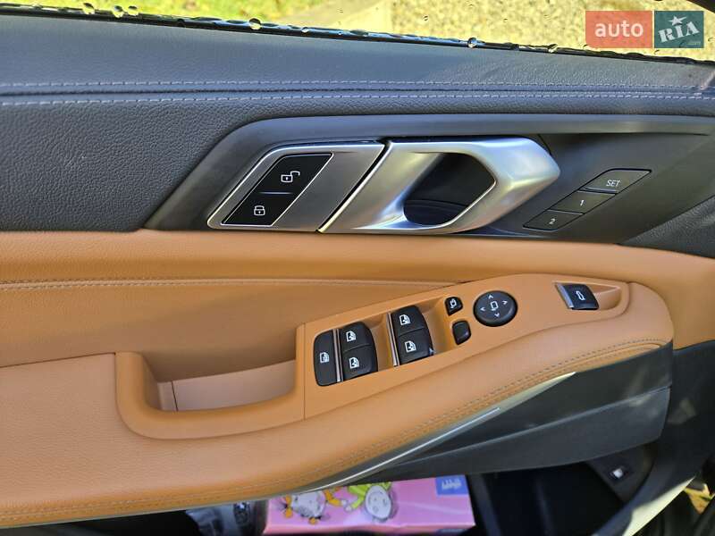 Позашляховик / Кросовер BMW X5 2022 в Чернівцях