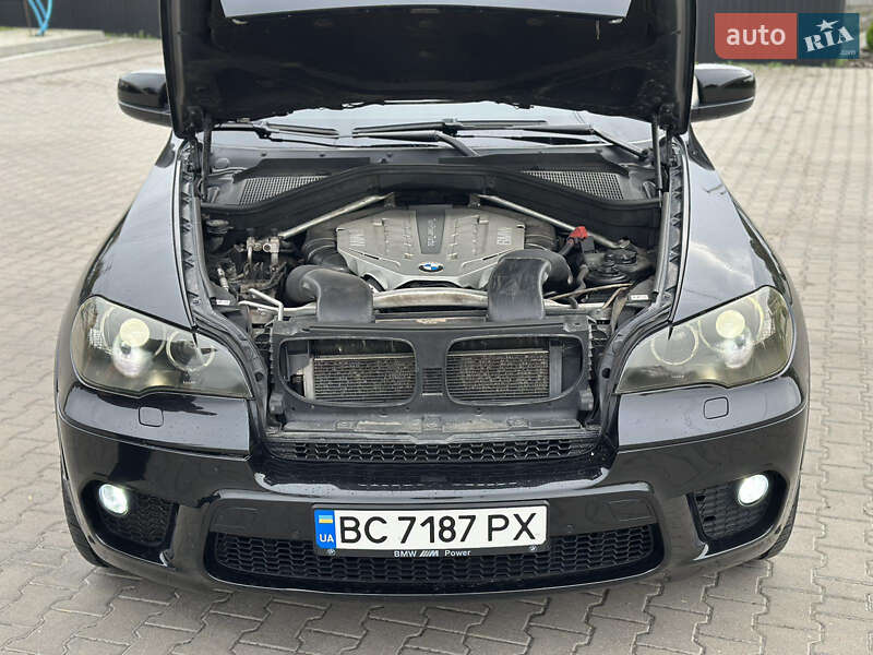 Позашляховик / Кросовер BMW X5 2010 в Львові